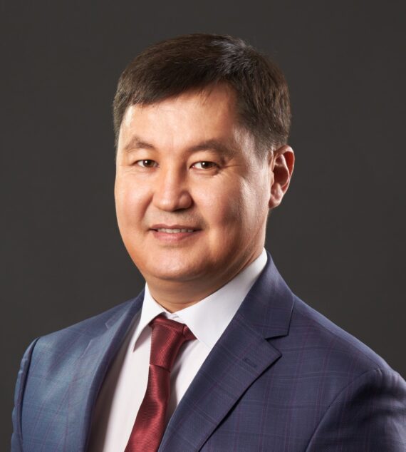 Серик Кожикенов